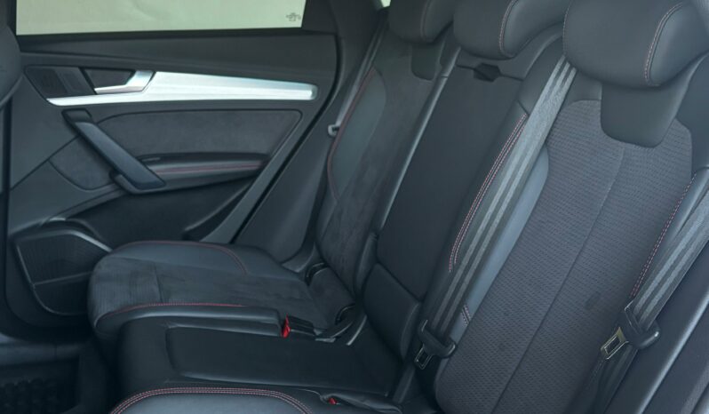 
								AUDI Q5 SPORTBACK 35 TDI S-LINE full									