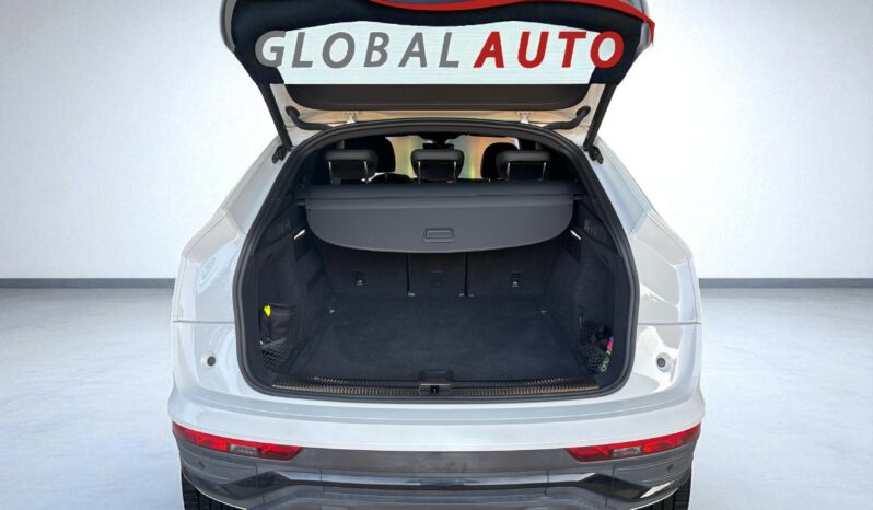 
								AUDI Q5 SPORTBACK 35 TDI S-LINE full									