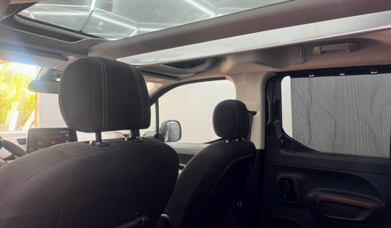 
								PEUGEOT RIFTER GT 5 PLACES full									