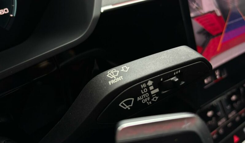 
								AUDI Q8 E-TRON SPORTBACK full									