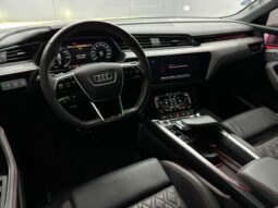 
										AUDI Q8 E-TRON SPORTBACK full									