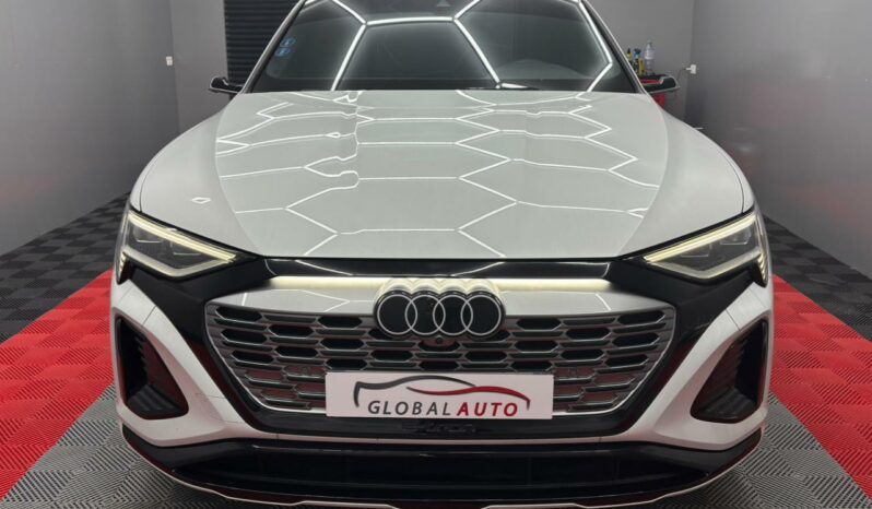 
								AUDI Q8 E-TRON SPORTBACK full									