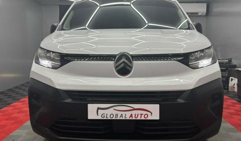 
								CITROËN BERLINGO full									