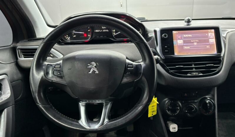 
								PEUGEOT 2008 full									