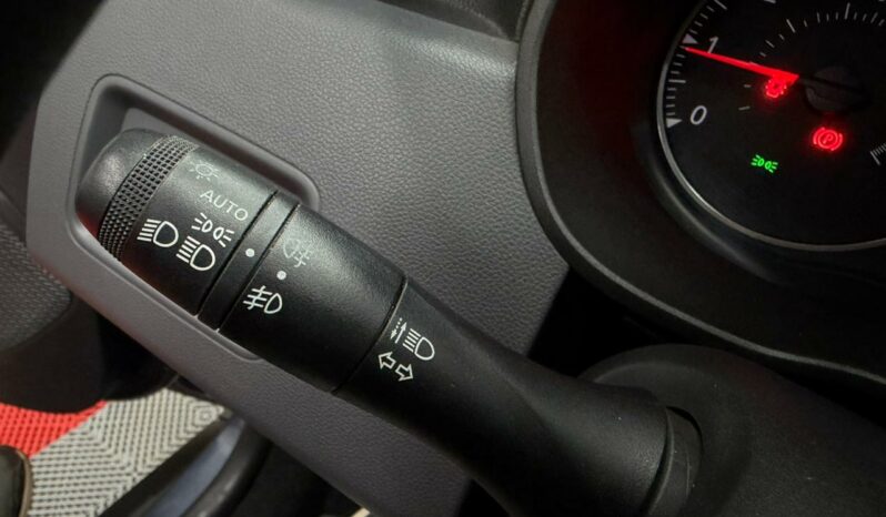 
								DACIA DUSTER  4×4 Essentiel full									