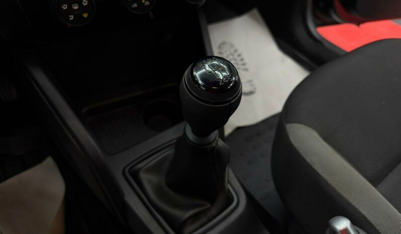 
								DACIA DUSTER  4×4 Essentiel full									