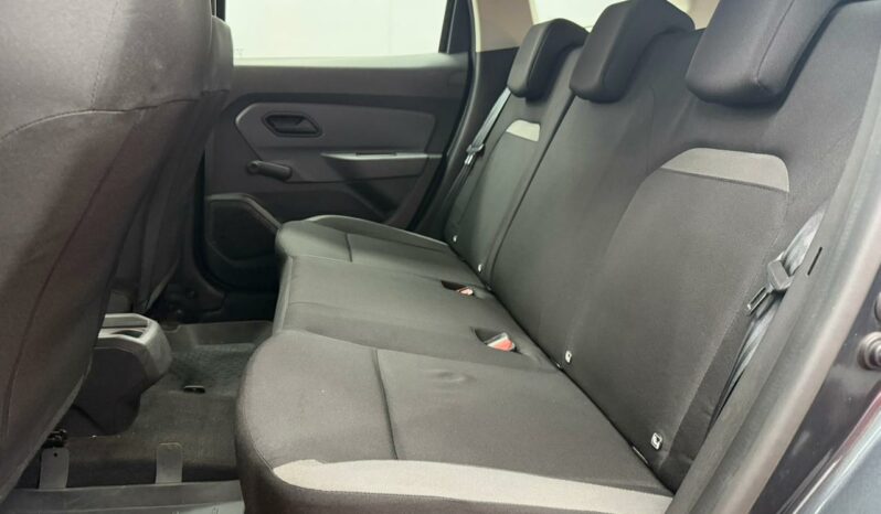 
								DACIA DUSTER  4×4 Essentiel full									