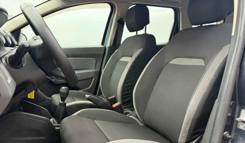 
								DACIA DUSTER  4×4 Essentiel full									